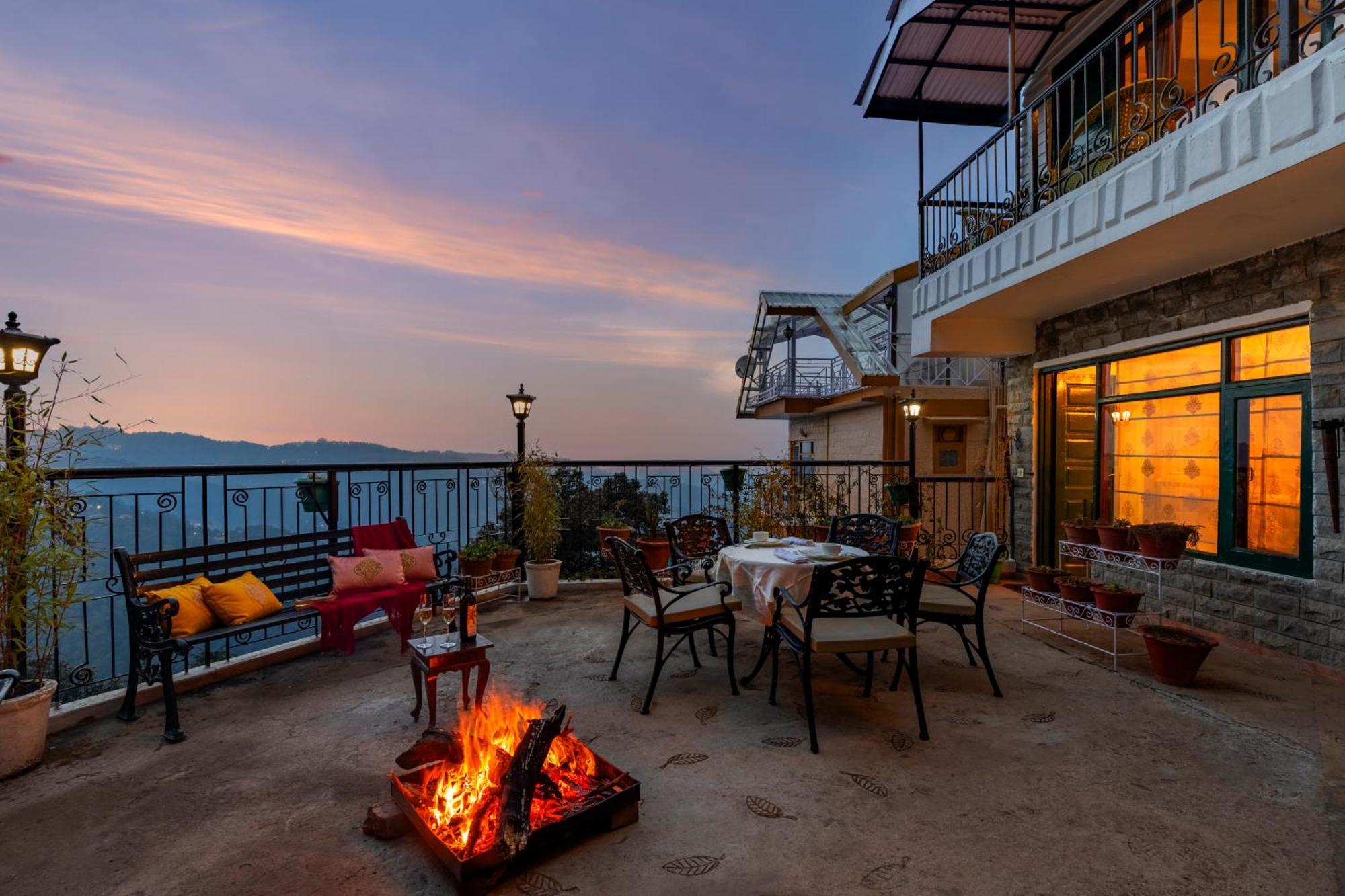 Alaya Stays Meridian Oak, Shimla Exterior foto