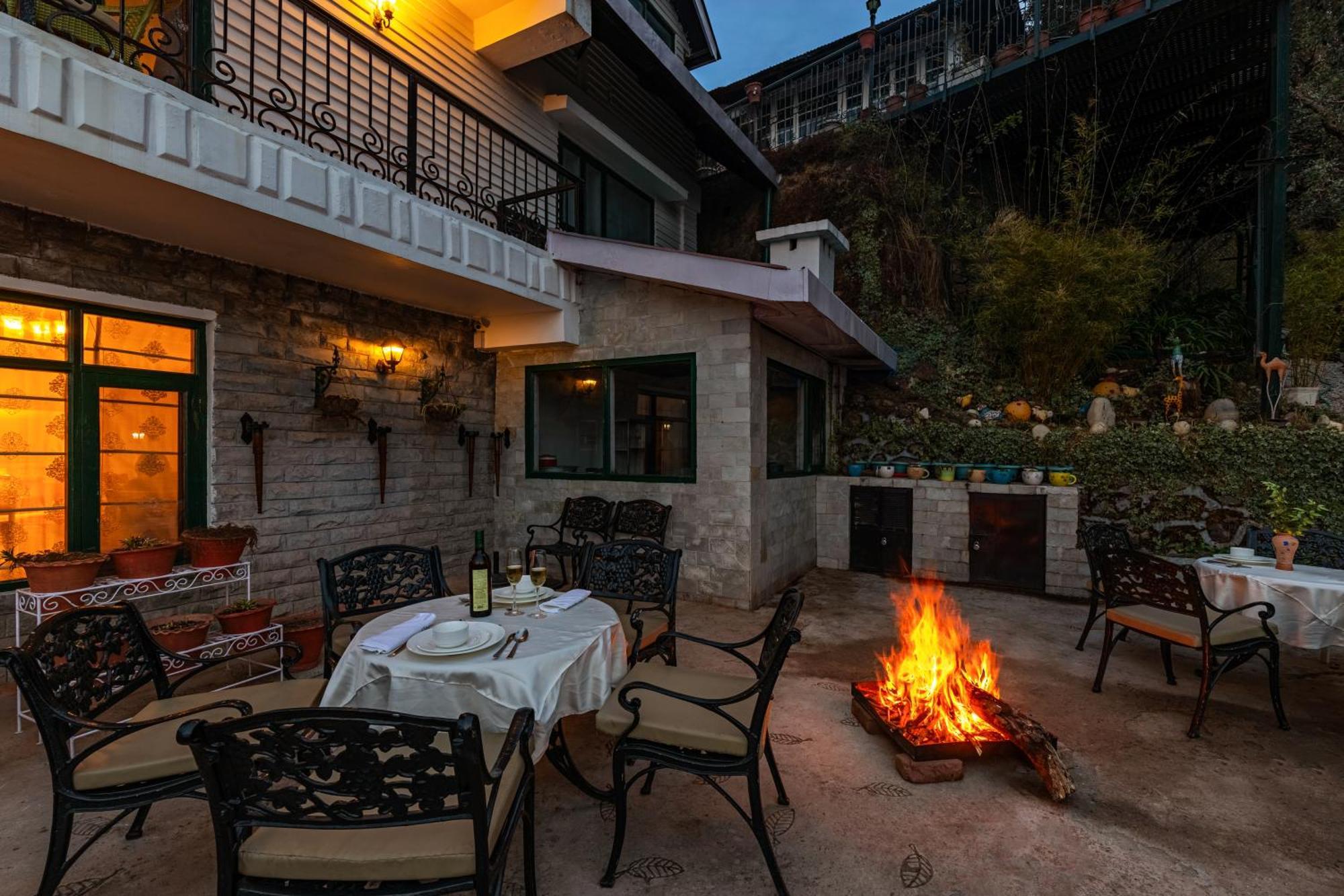 Alaya Stays Meridian Oak, Shimla Exterior foto