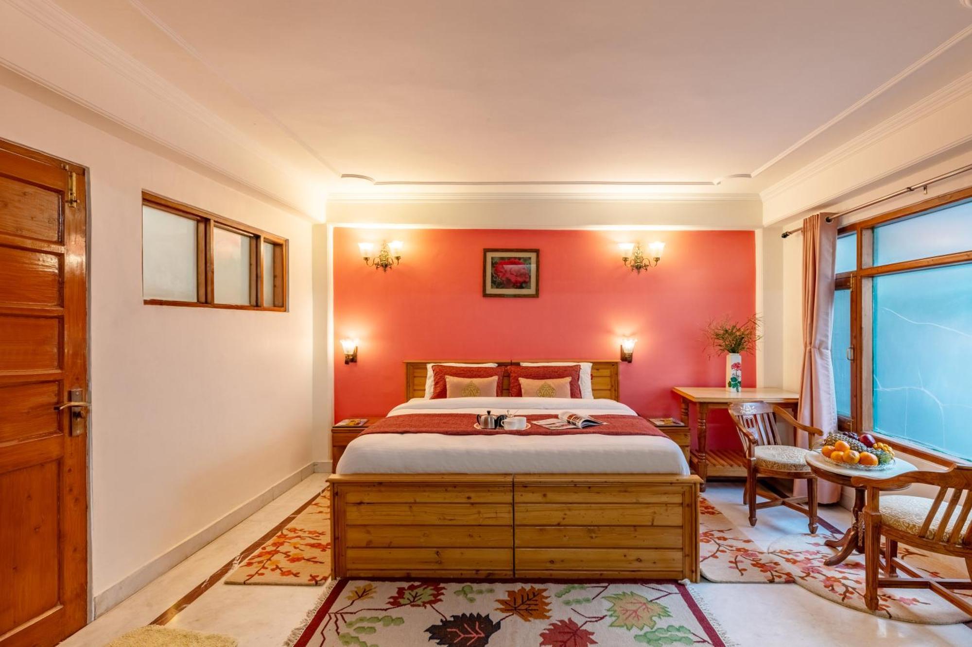 Alaya Stays Meridian Oak, Shimla Exterior foto